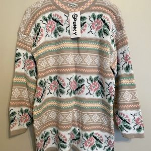 Vintage Spunky Medium Crew Neck Pullover Sweater w/ Rose pattern